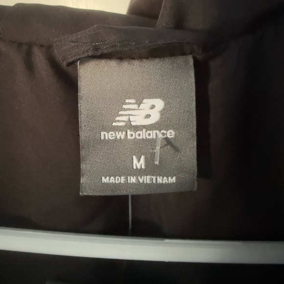 New Balance Black and Gray Windbreaker Jacket - Picture 8 of 9